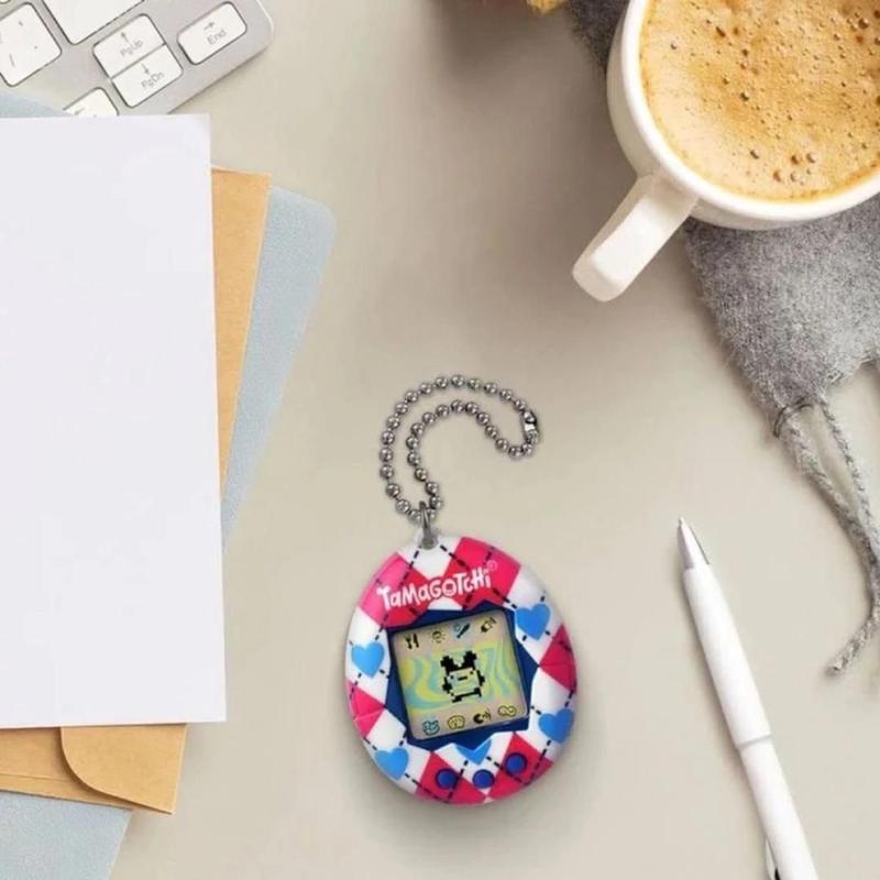 Tamagotchi Bichinho Pet Virtual C/ Chaveiro Bandai Geração 2 - Fun